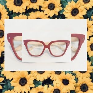 OVERSIZED FRAMES